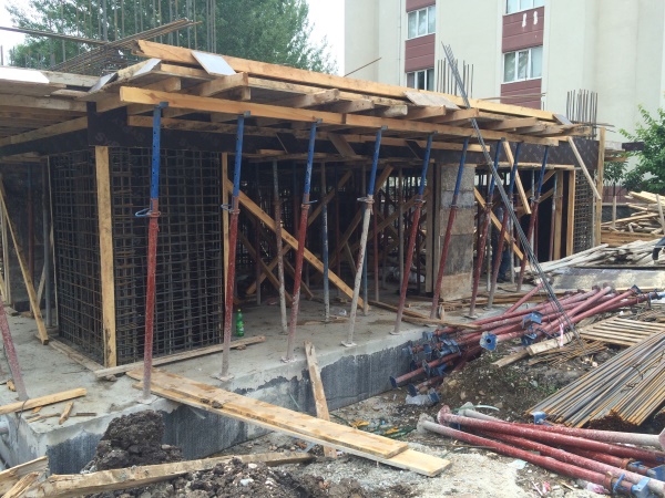 Ataevler Öncü Apartmanı
