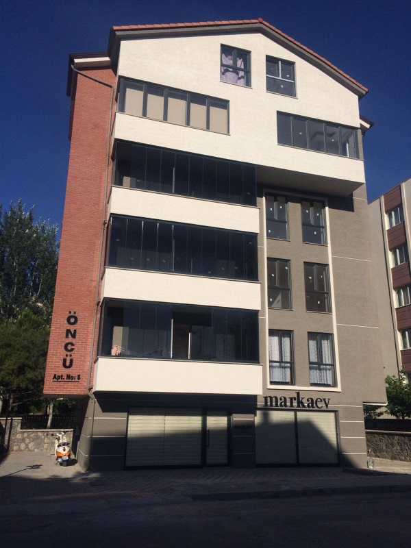 Ataevler Öncü Apartmanı
