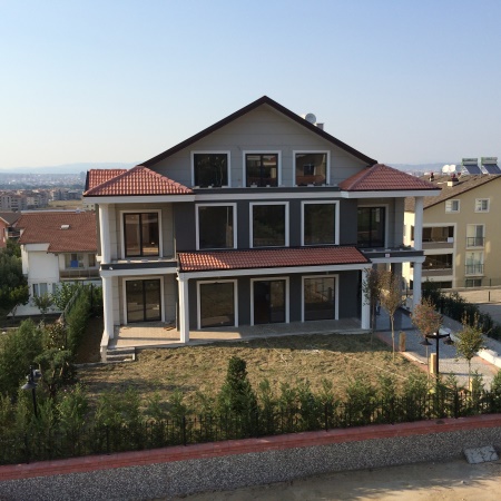 J. J. Yaseen Alkthawy Villası