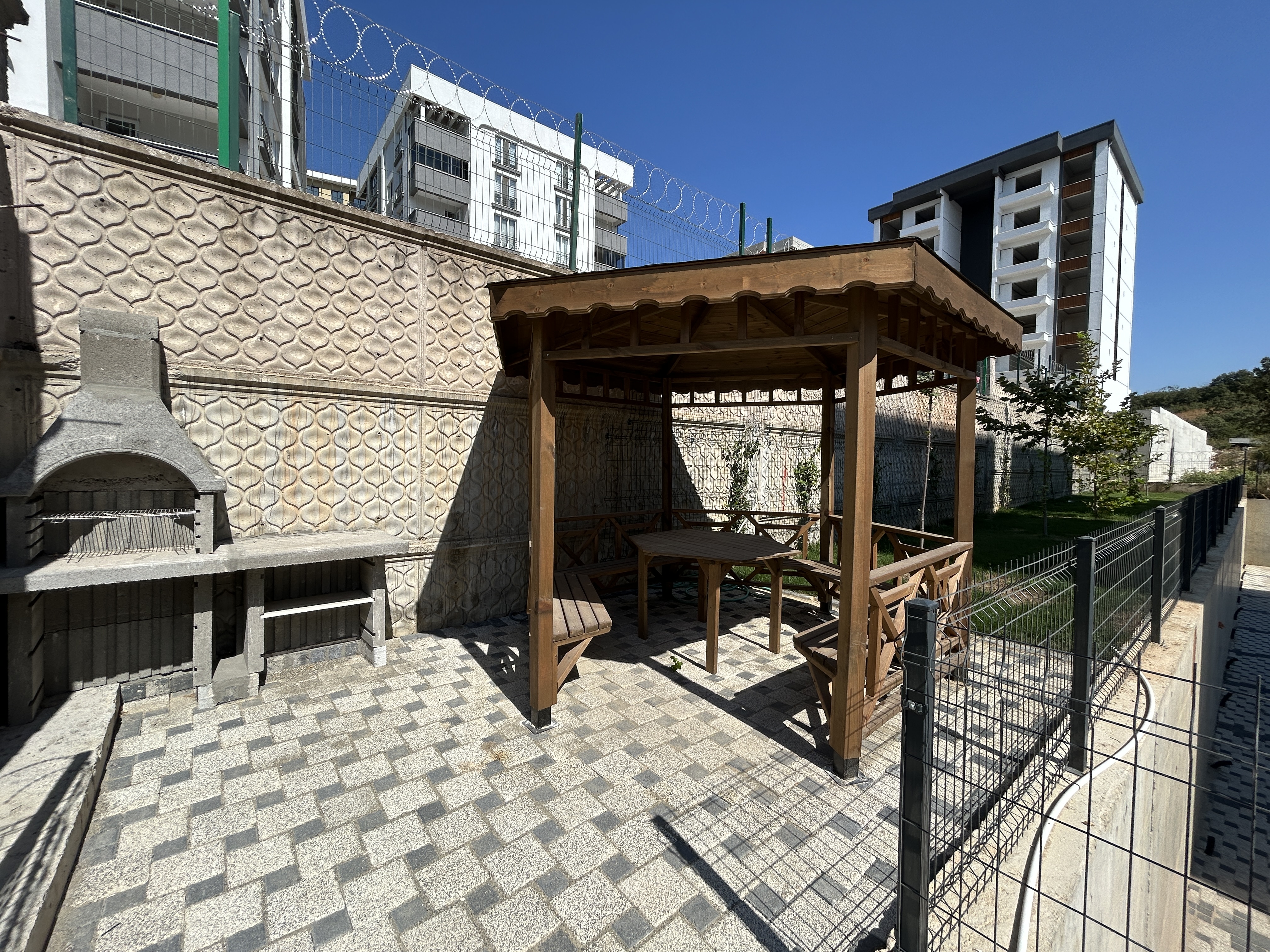 Kızılcık Öncü Apartmanı